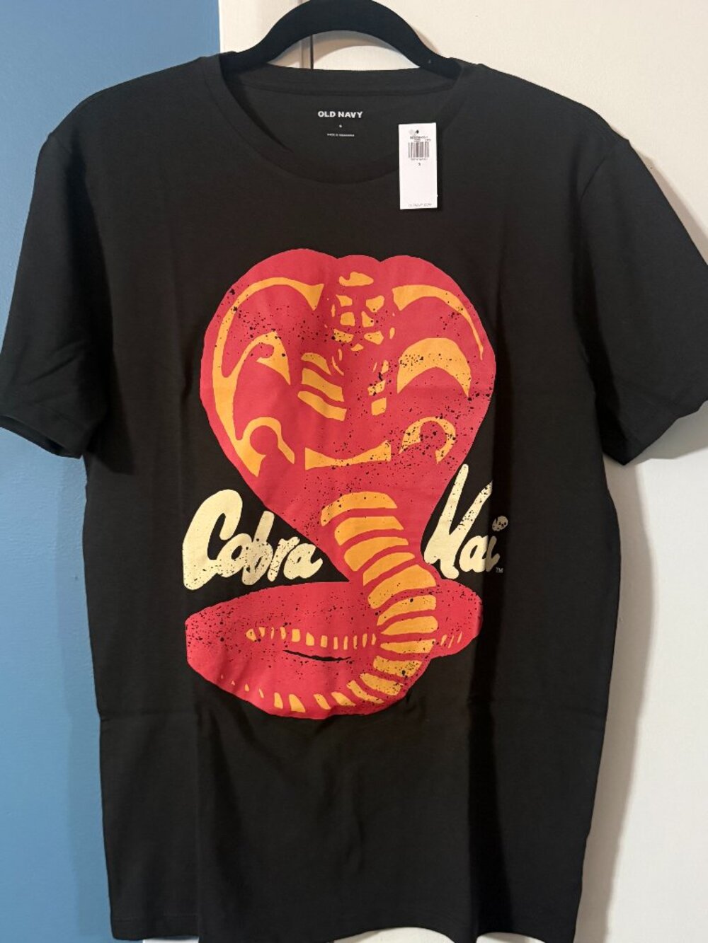 Old Navy Cobra Kai Logo Red Black T-shirt Sz S NWT